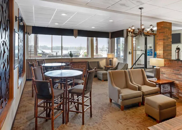 Best Western Plus Concord Inn
