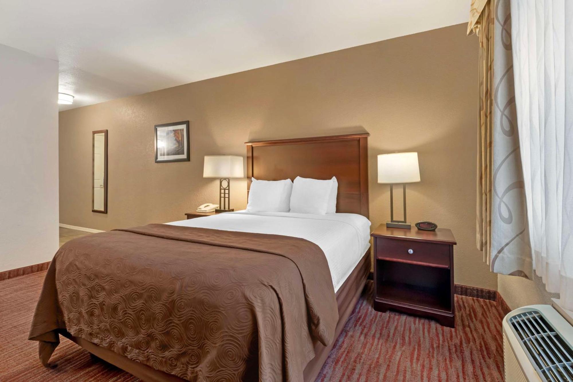 Best Western Plus Concord 3*